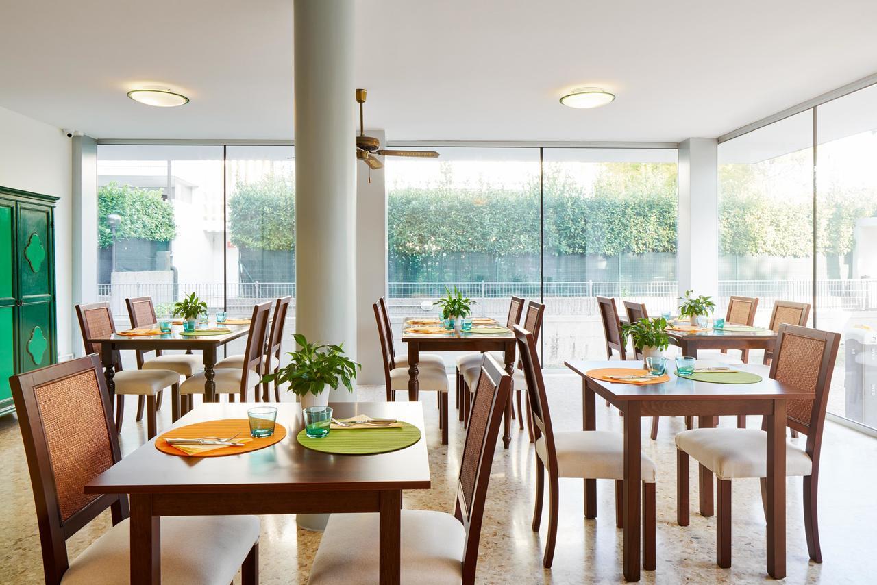 G/Hotel Lignano Lignano Sabbiadoro Luaran gambar