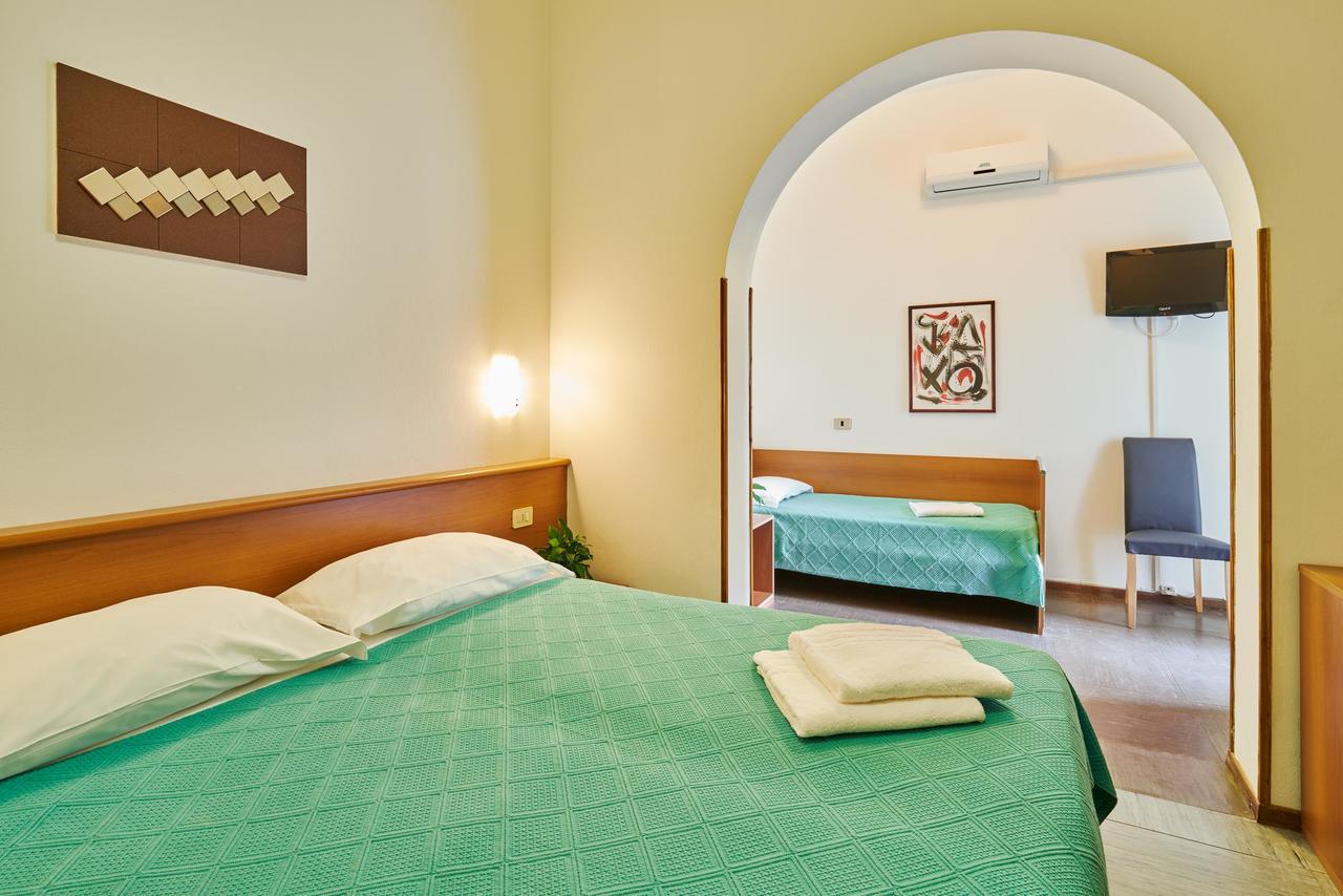 G/Hotel Lignano Lignano Sabbiadoro Luaran gambar